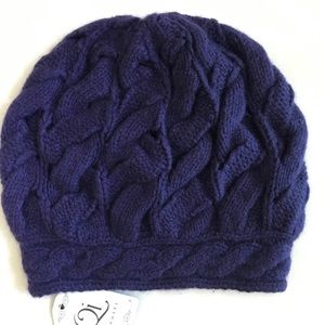 NWT QI Cashmere Cable Knit Beanie Hat Purple $120